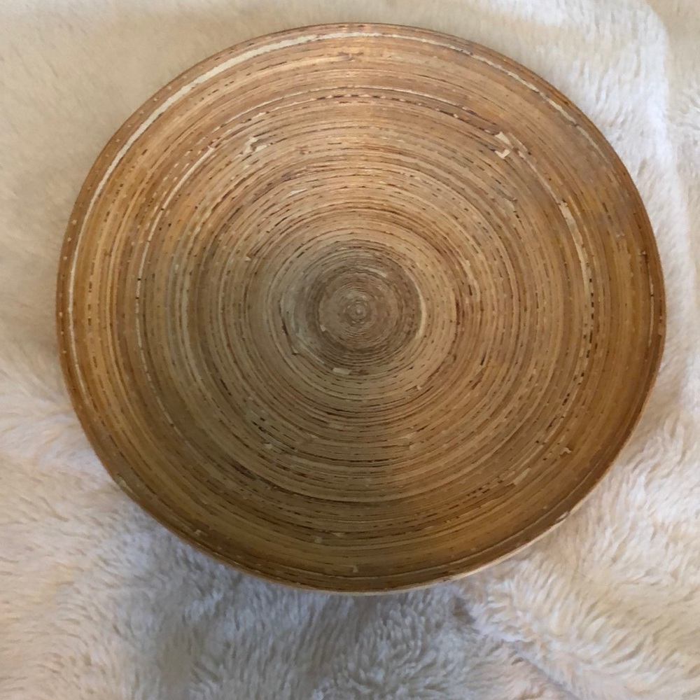 Wood decorative dish
